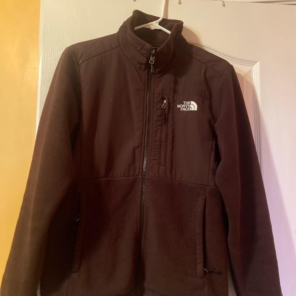 Woman fleece jacket dark brown